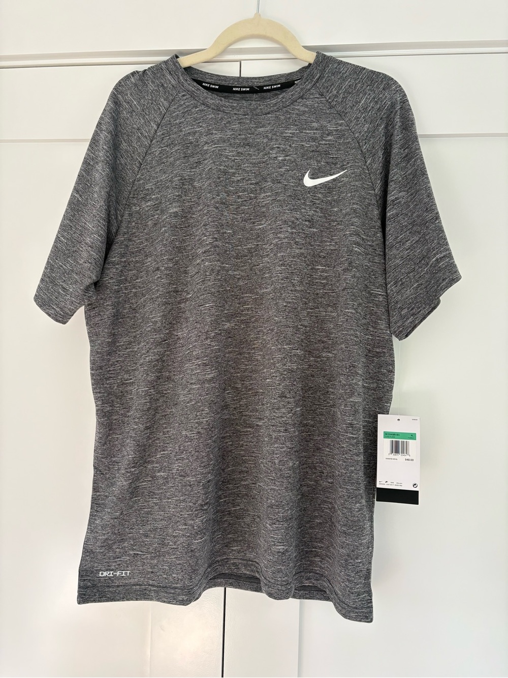 Nike Dri-fit Men’s Gray Heather Short Sleeve UPF SWIM  Tee. Size XL